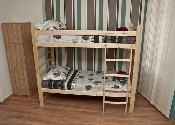 Mostel Hub And Хостел