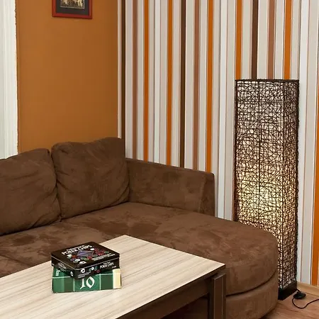 Hostel Mostel Hub And *