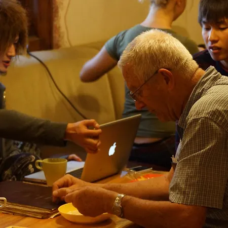 Mostel Hub And Hostel